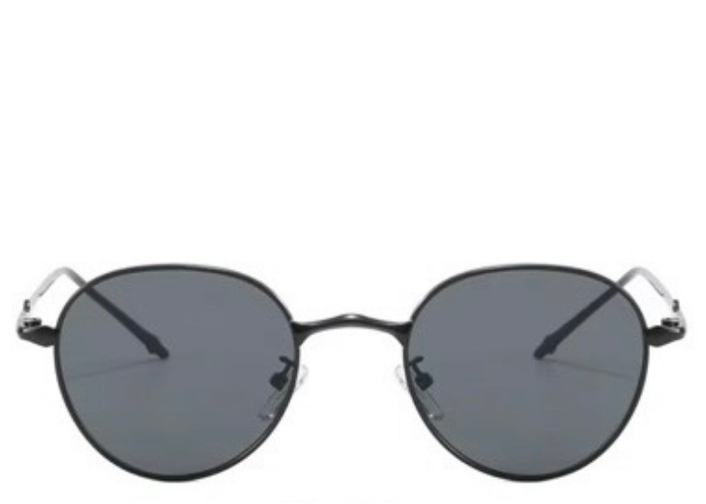 Leon Round All Black Sunglasses