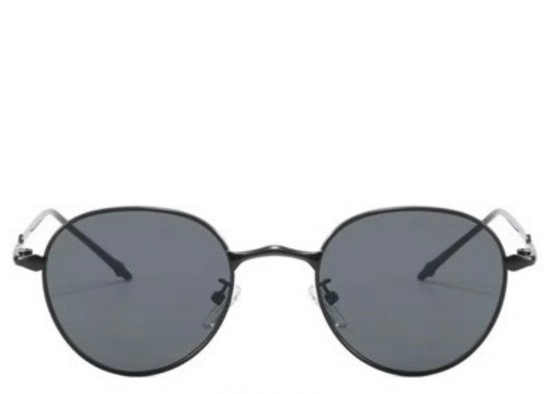 Leon Round All Black Sunglasses
