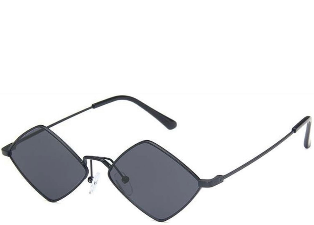 Estepona Round Black Sunglasses
