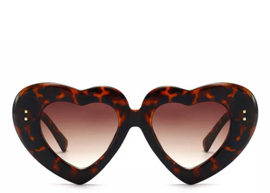 Women's brown heart oversized sunglasses