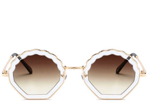 Women's brown tinted gradient crinkle edge fashionable sunglasses