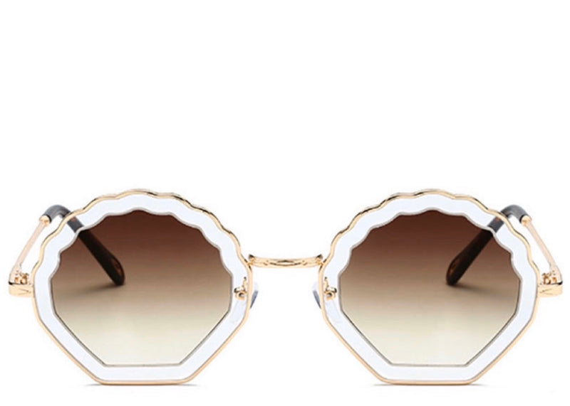 Women's brown tinted gradient crinkle edge fashionable sunglasses