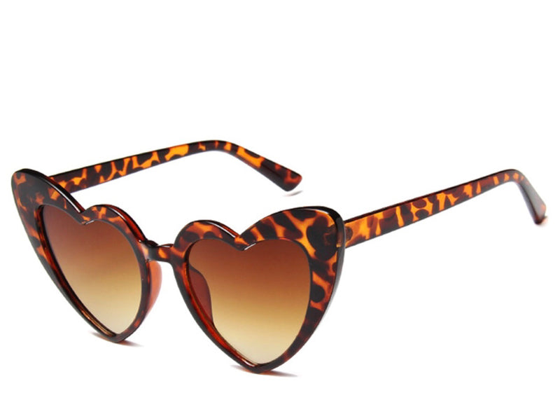 Women's on trend tortoiseshell heart shaped sunglasses
