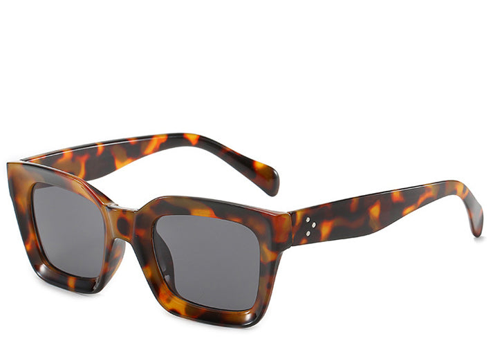 Women's tortoiseshell frame, black lens square chunky sunglasses