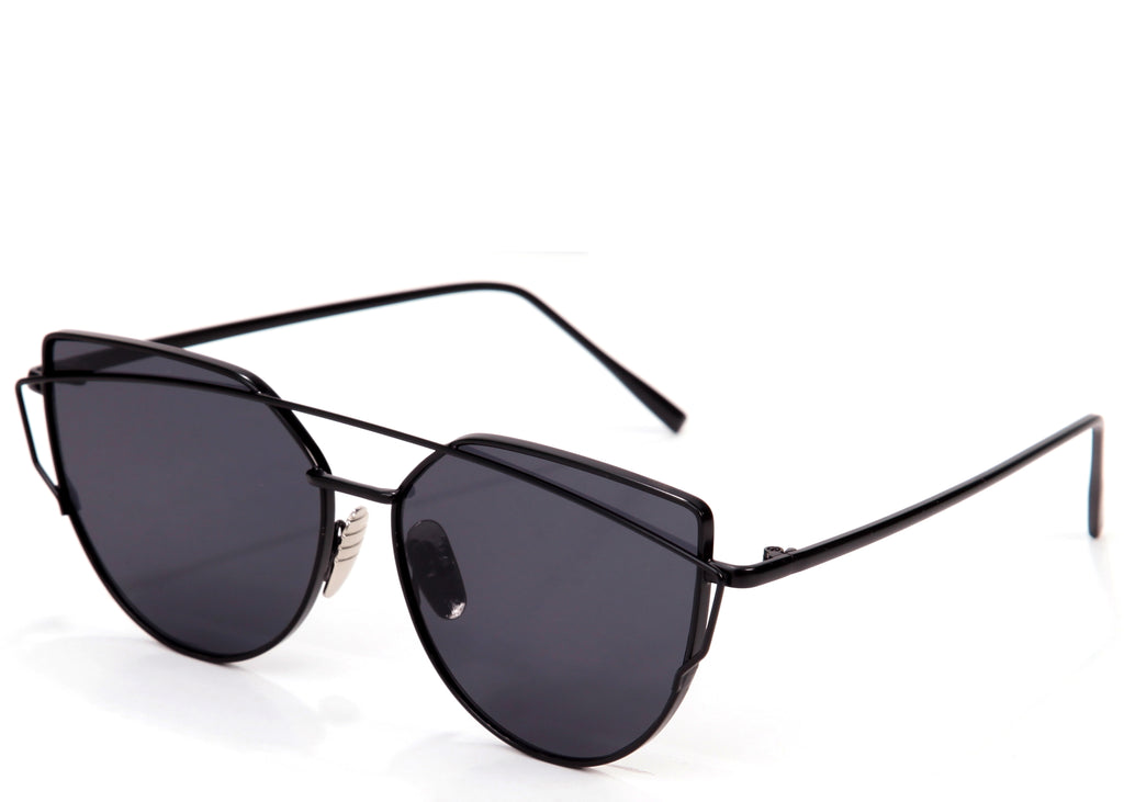 Women's stylish cat eye sunglasses with black frame and lens